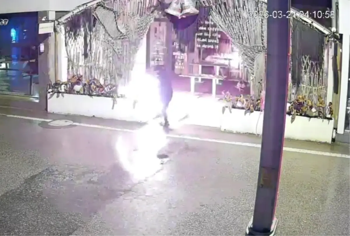 İzmit’te Kafe Kundaklama Olayı: İki Şüpheli Yakalandı