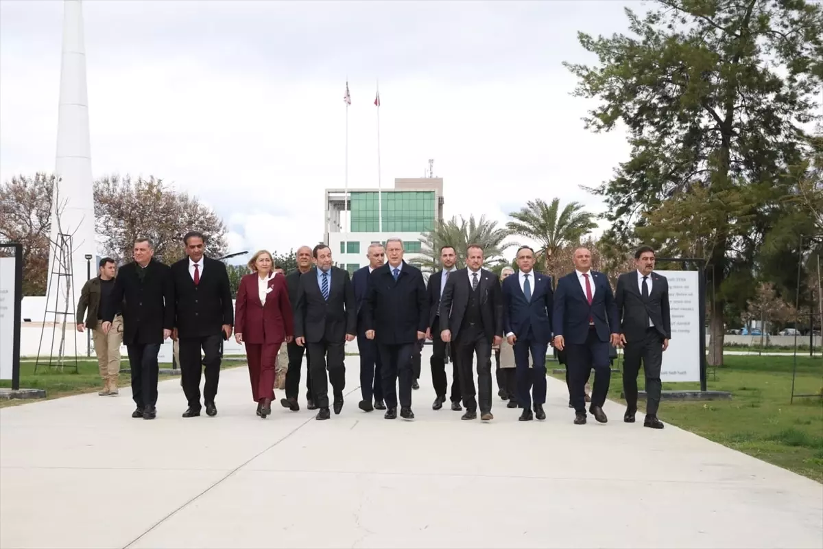 Hulusi Akar, KKTC’de Güvenlik Görüşmeleri Gerçekleştirdi