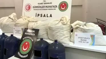 Ele geçirilen uyuşturucu paketleri