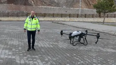 Drone ile yapılan ilaçlama operasyonu