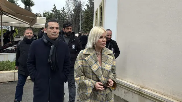 Erol Köse'nin anısına çiçekler