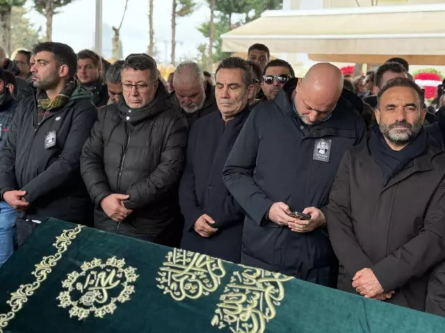 Tören sonrası sokak görüntüsü