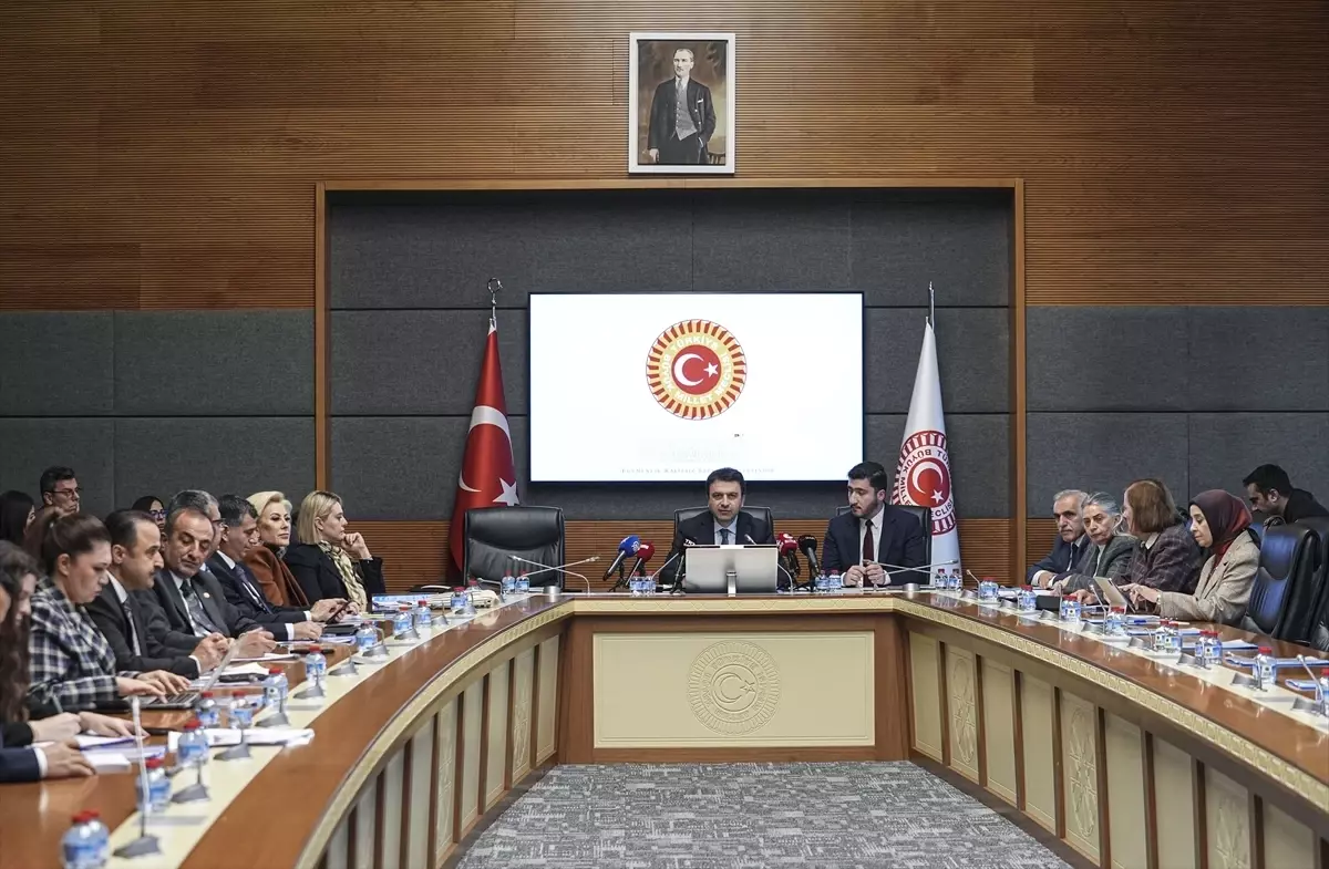 Sosyal Medyanın Çocuk Suçluluğuna Etkisi: Uzmanlar Aile ve Dijital Platformları Uyarıyor