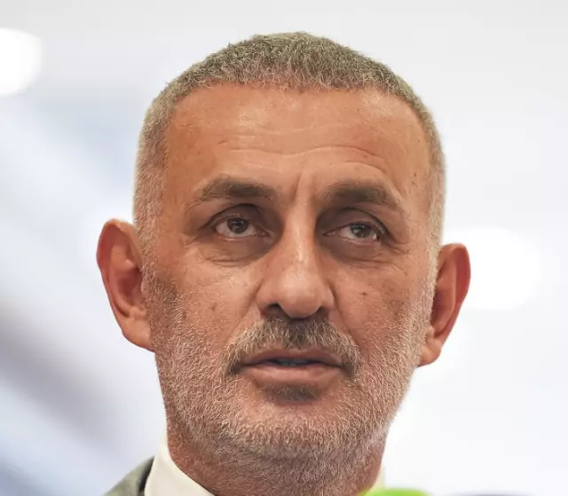 Hacıosmanoğlu'nun sakal detayları