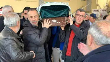 Cenaze töreninden ana fotoğraf