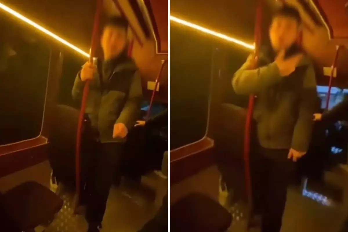 Minibüsçüler, Taciz Şüphesi Taşıyan Genç Adamı Gözaltına Aldı