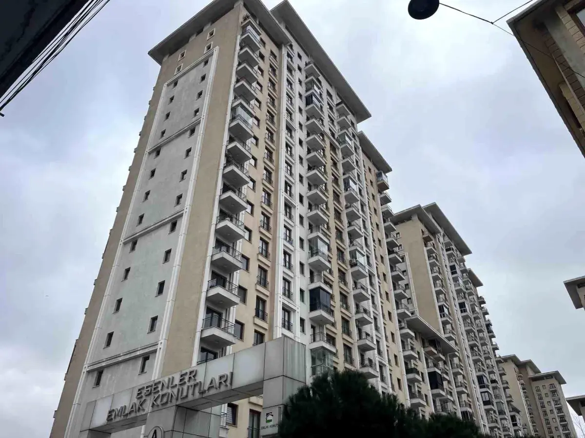 Esenler'de Silahlı Çatışma: 19 Yaşındaki Umut Özacar Hayatını Kaybetti