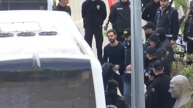 Saç ve kan örnekleri alınırken