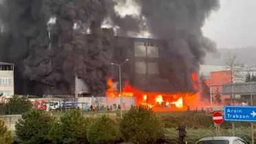 Yangın sonrası fabrika görüntüsü