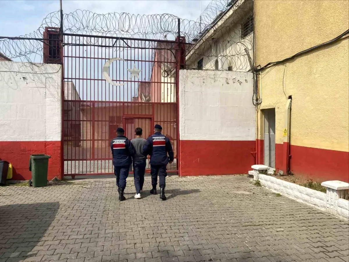 Aydın’da İki Eski Mahkum Sahte Kart Suçundan Yakalandı