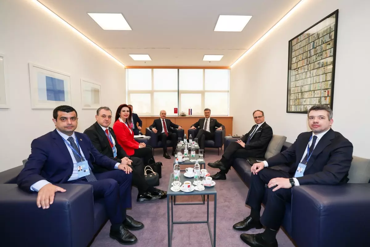 TBMM Başkanı Kurtulmuş, Zagreb'de Hırvat Başbakanı Plenković ile Görüştü