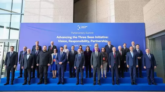 Kurtulmuş'un çok merkezli dünya vurgusu