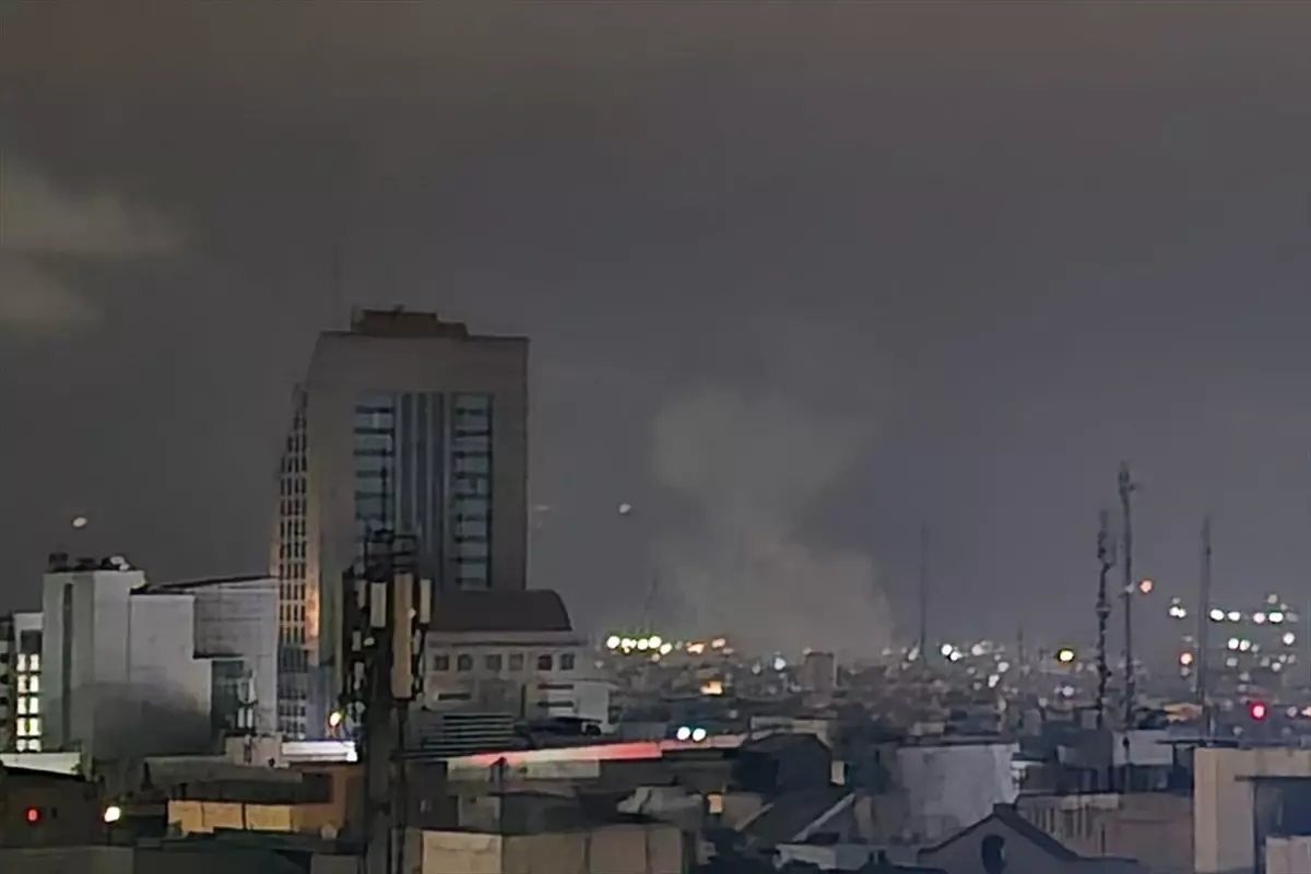 Tahran’da Ardışık Patlamalar Şehri Sarsıyor