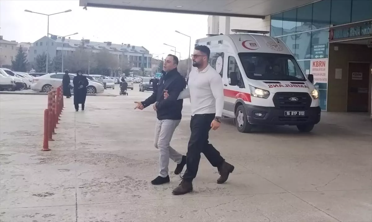 İnegöl'de 13 Yıllık Hapis Cezalı Uyuşturucu Suçlusu Yakalandı