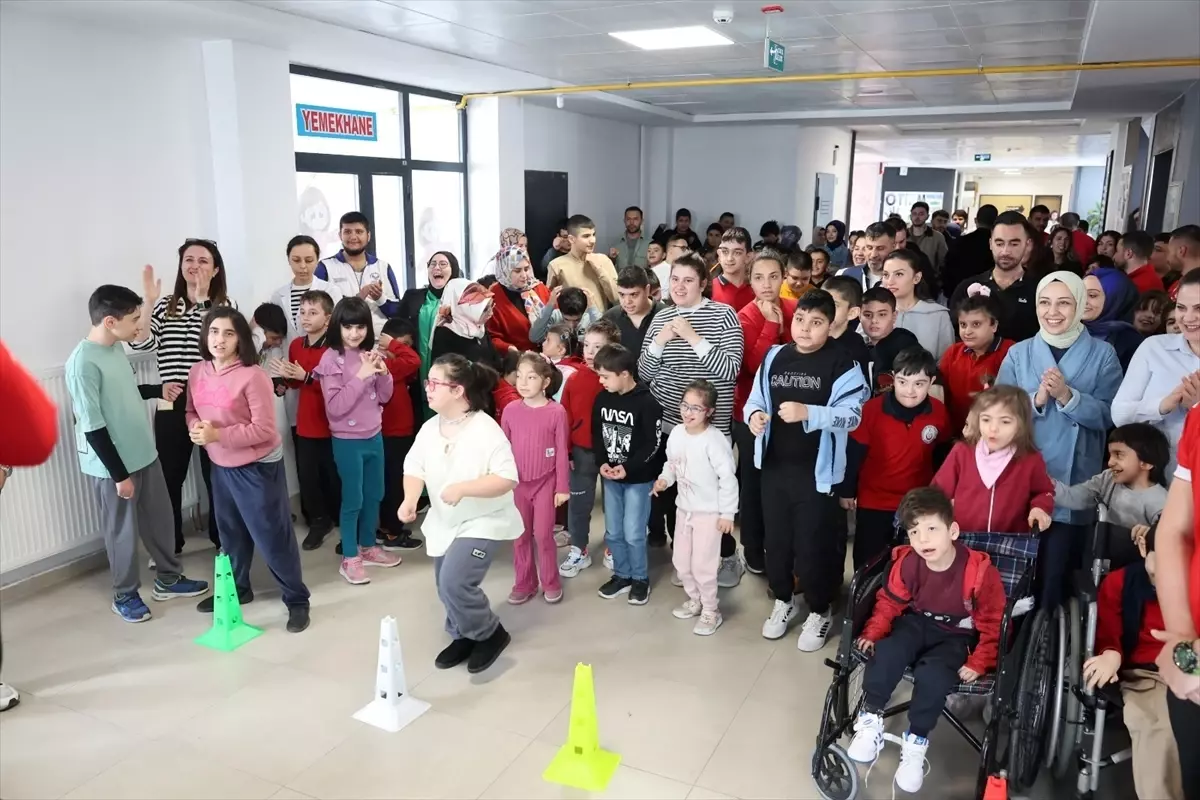 Kayseri Büyükşehir Belediyesi, Dünya Down Sendromu Farkındalık Günü’nde Çocukları Buluşturdu