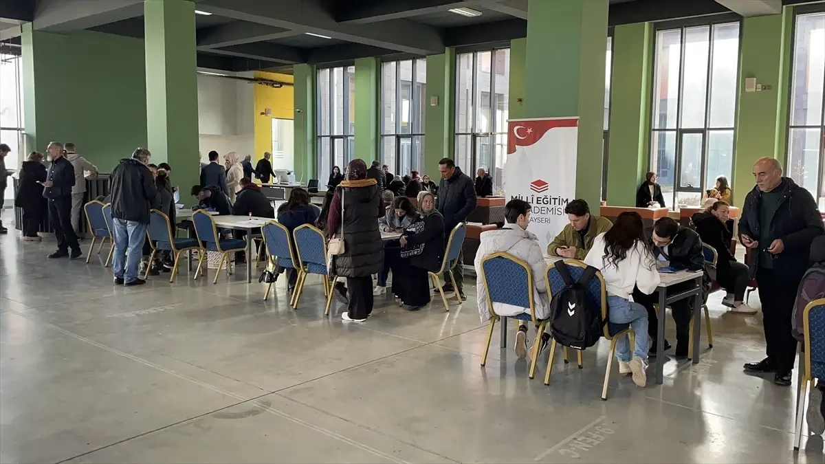 Kayseri'de Milli Eğitim Akademisi Kayıtları Resmen Açıldı