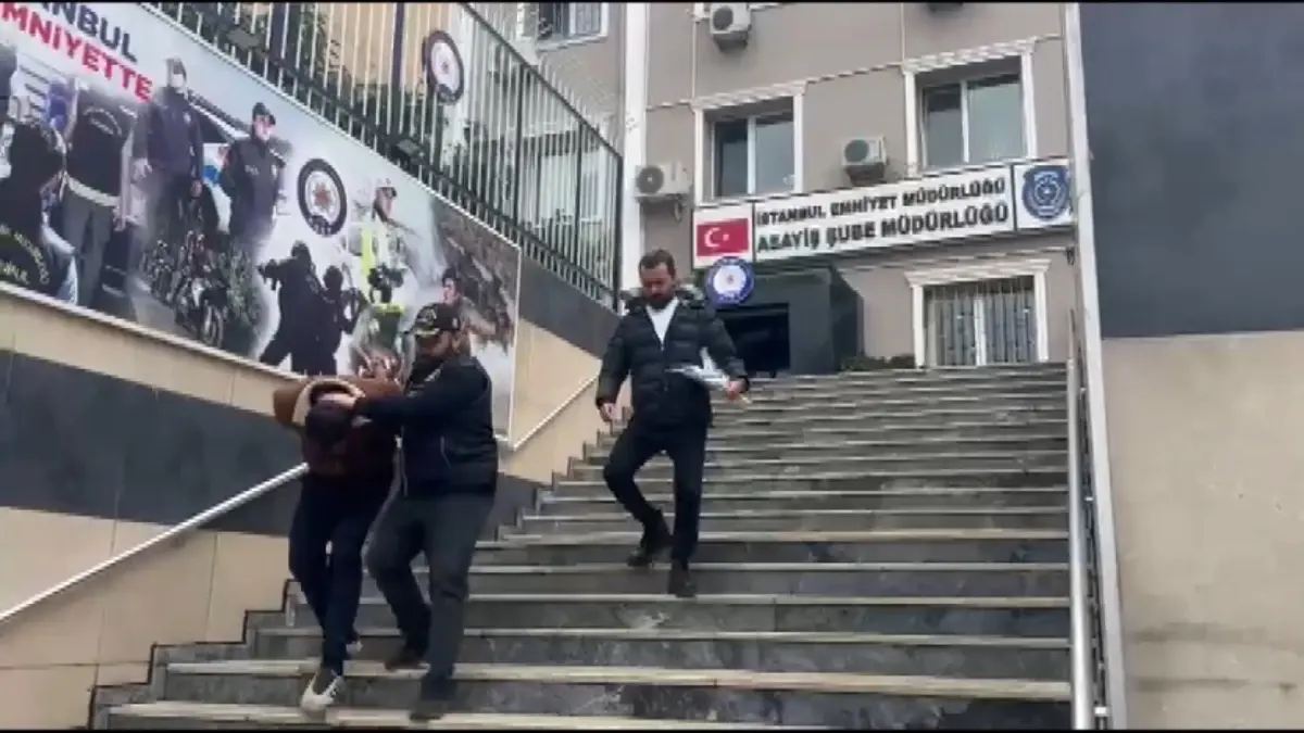 Kadıköy'de Tehdit Mesajı Gönderen Şüpheli Mahkumiyetle Karşılandı