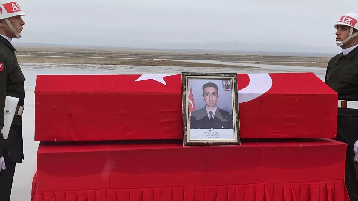 İğdır’da Şehit Asker Selman Akarsel’in Uğurlama Töreni Görüldü