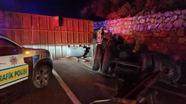 Kaza sonrası tır fotoğrafı