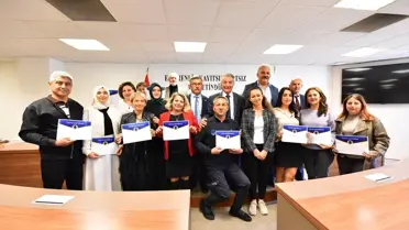 Kurs Katılımcıları Sertifika Aldı