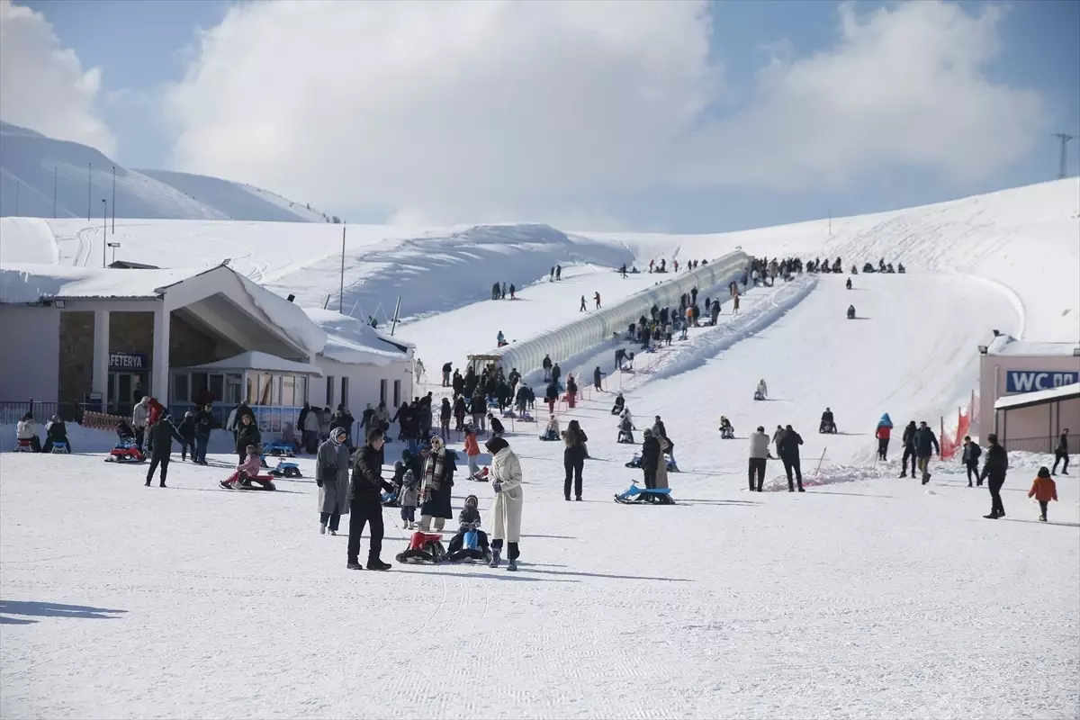 Yedikuyular Kayak Merkezi 2026 Sezonunda 500 Bin Ziyaretçiyi Aştı