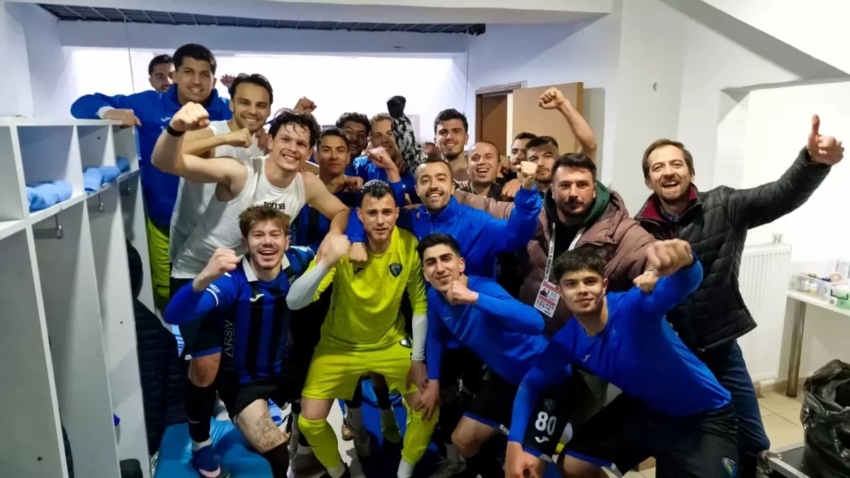 Karacabey Belediyespor, Karaman FK'yı 1-0'lık Dar Çekişmeyle Mağlup Etti