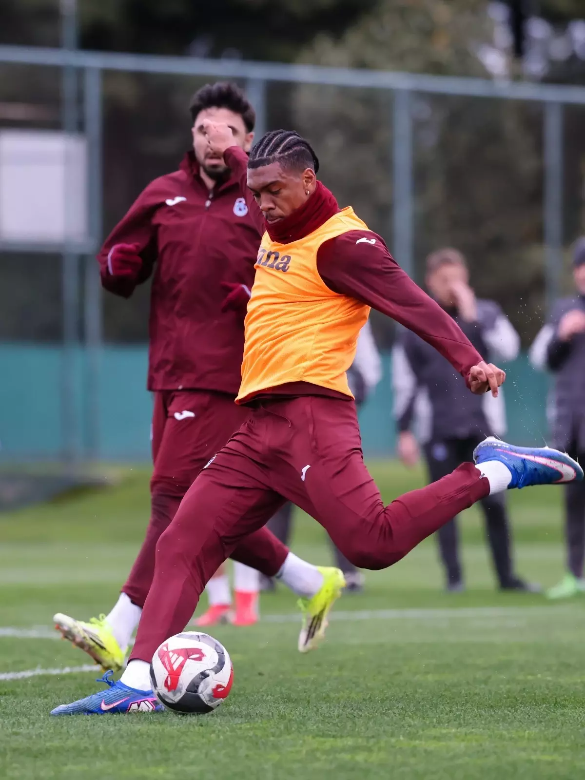 Trabzonspor, Galatasaray Maçı Öncesi Antrenmanlara Hız Kesmedi