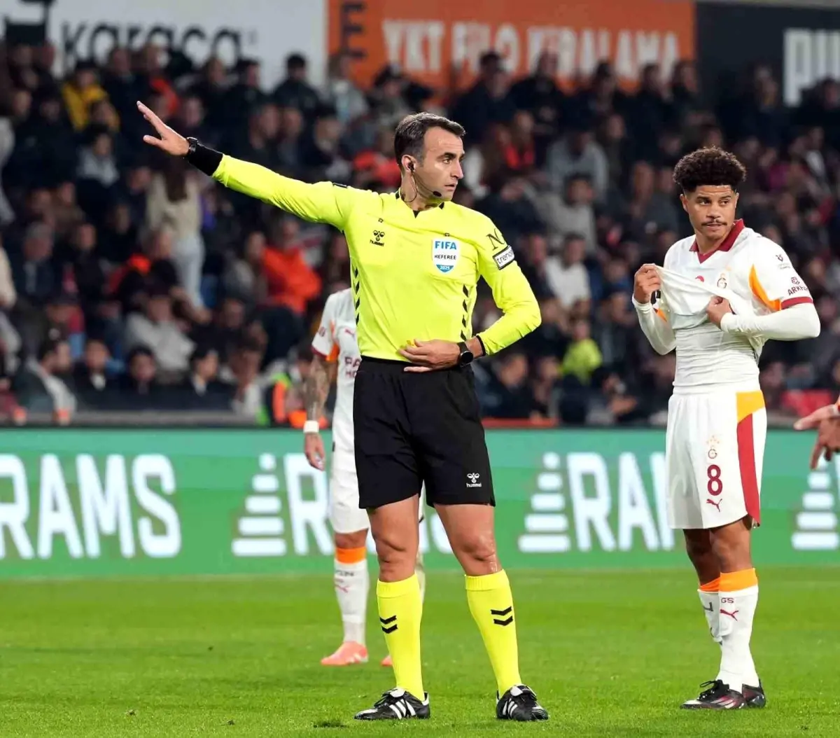 FIFA Hakemi Atilla Karaoğlan, Kazakistan‑Slovakya Maçını Yönetecek