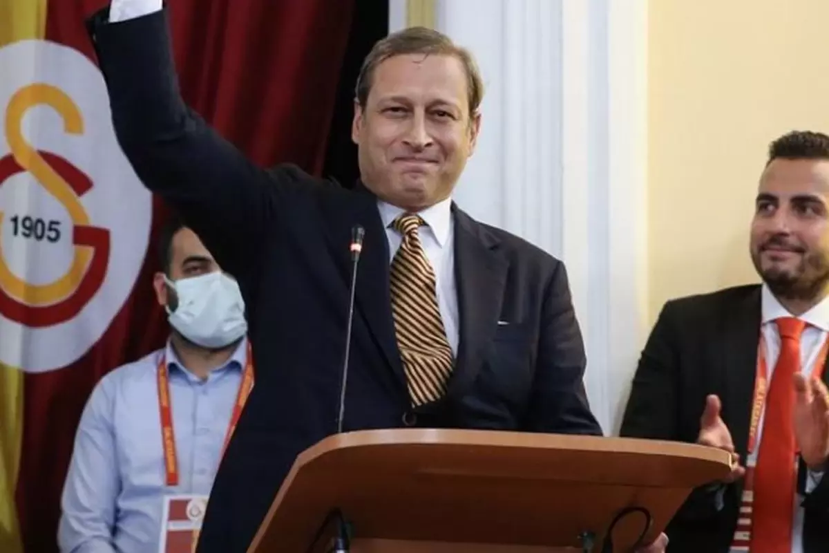 Galatasaray Eski Başkanı Burak Elmas, Geniş Kapsamlı Uyuşturucu Operasyonunda Gözaltında