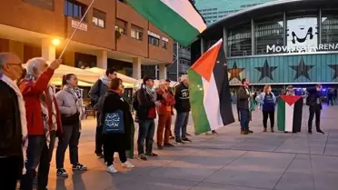 Real Madrid maçı öncesi protesto kalabalığı