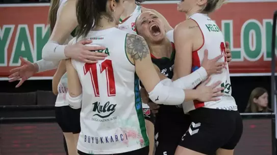 Karşıyaka Yarı Final Maç Görseli