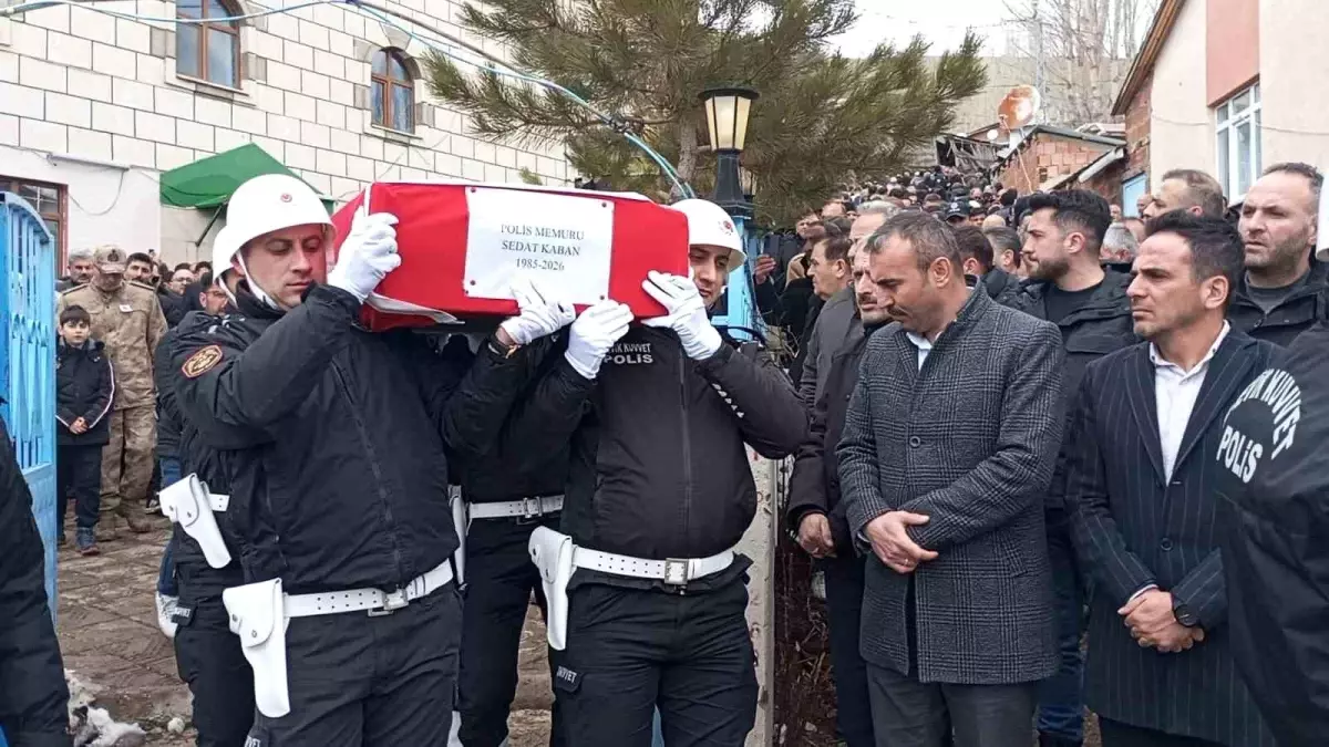 Bayburtlu Polis Memuru Sedat Kaban’ın Cenazesi Trabzon’da Gerçekleşti