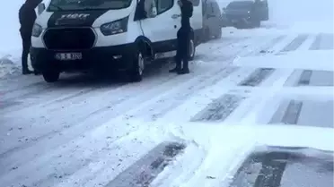 Palandöken geçidindeki kar ve tipi sahnesi