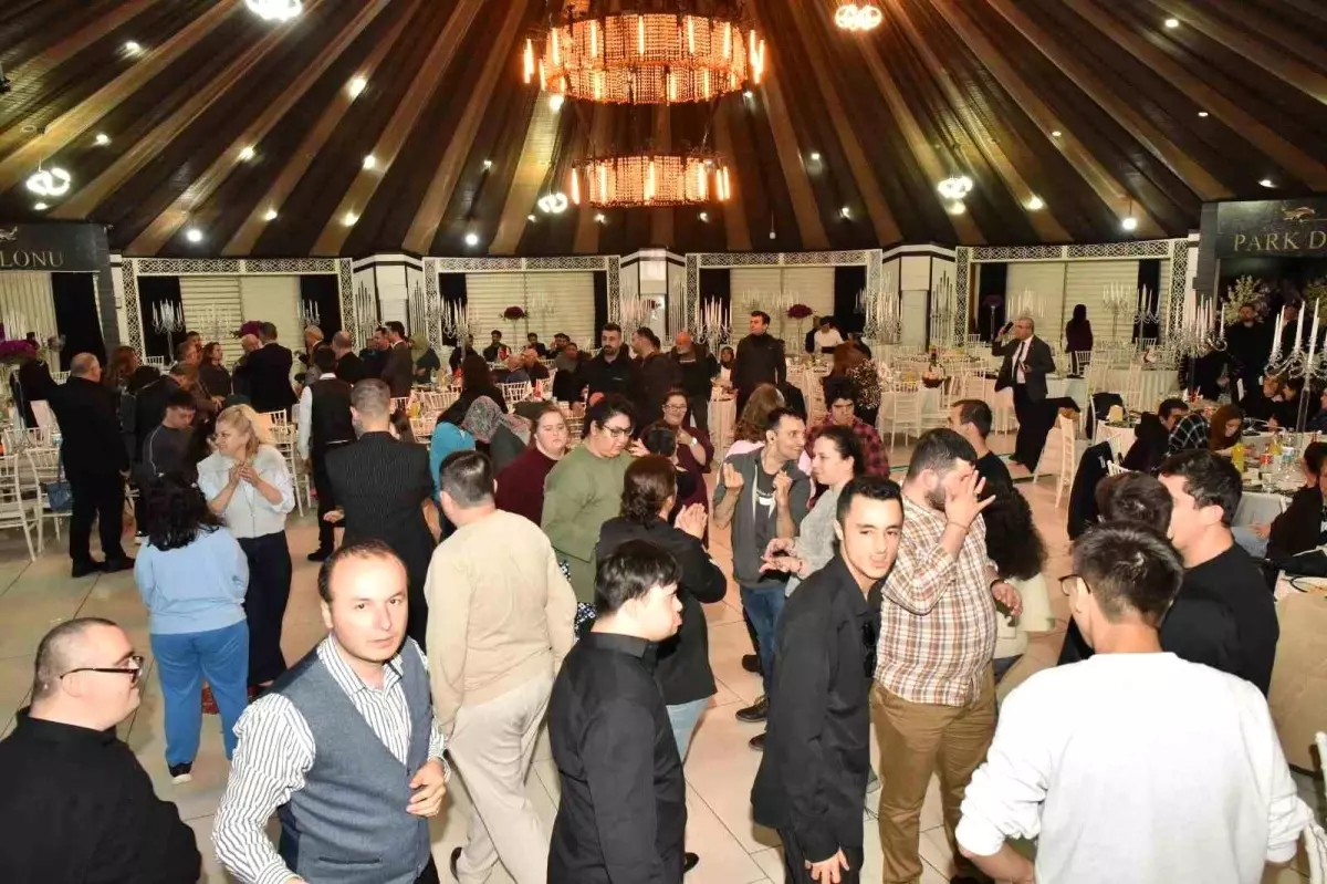 Kepez'de Down Sendromlu Bireyler ve Aileleri Bir Arada: Farkındalık Günü Coşkusu