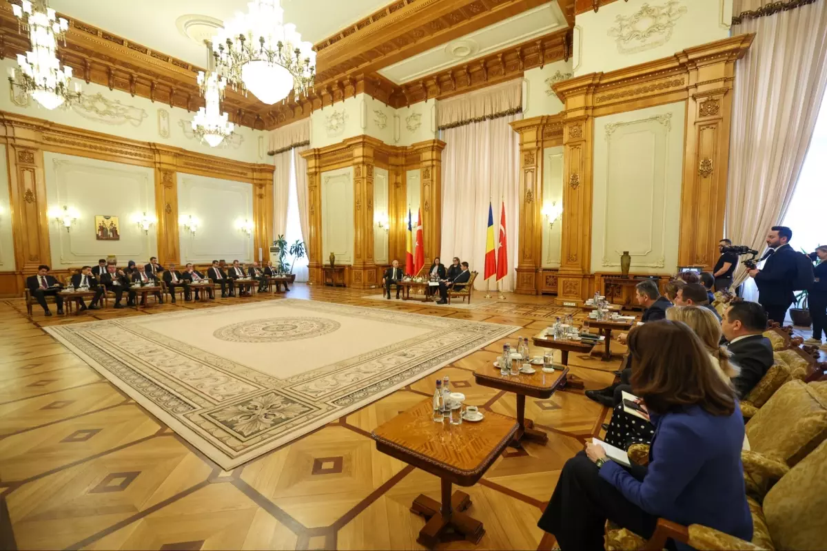 Numan Kurtulmuş, Bükreş’te Romanya Senatosu Başkanıyla Görüştü: İkili İlişkiler Derinleşiyor