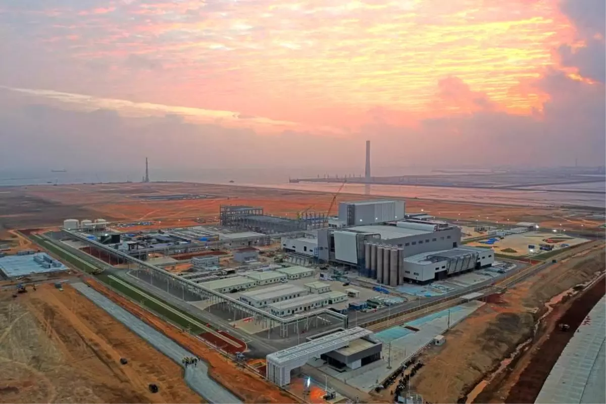 BASF, Çin'in En Büyük Kimya Tesisiyle Üretime Başladı