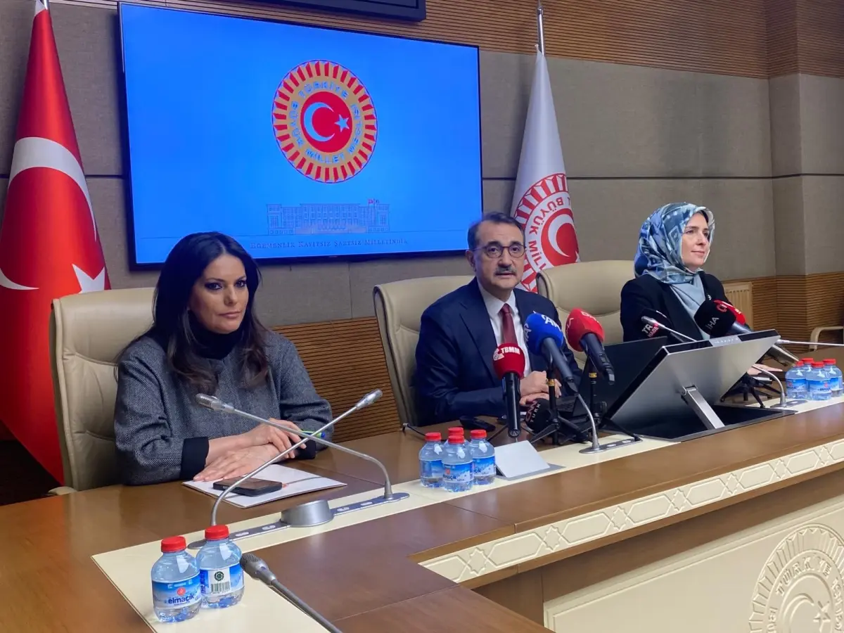 TBMM'den Yapay Zeka Stratejisi: Türkiye'nin Dijital Dönüşüm Yol haritası