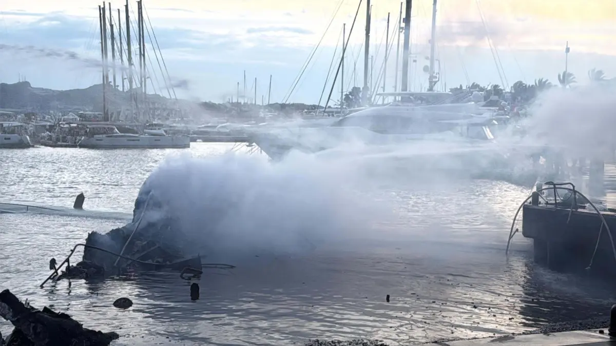 Bodrum Marina’da Çıkan Yangın 7 Motoryatı Batırdı