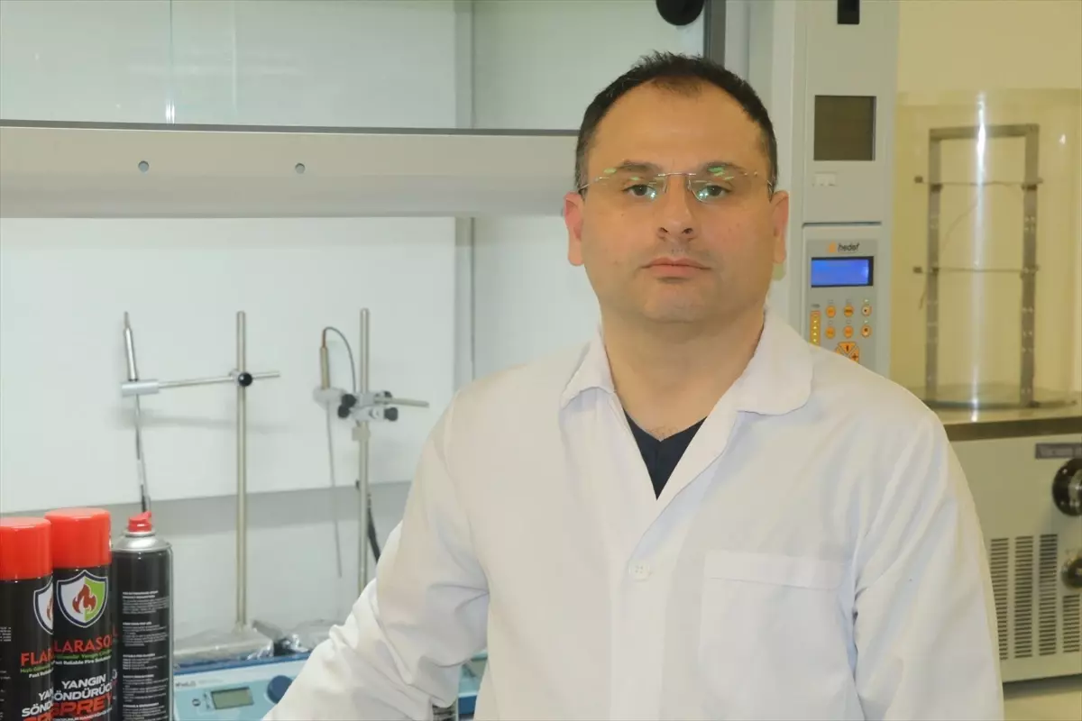 Çankırı Karatekin Üniversitesi'nden Yeni Yangın Söndürme Köpüğü Tanıtıldı