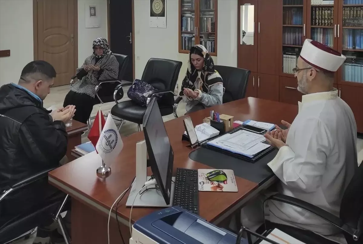 Akkuyu Nükleer Santralinde Çalışan Rus Kadının Dini Dönüşümü