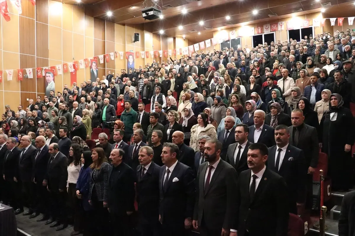 Sivas'ta 17. Yıl Dönümünde Muhsin Yazıcıoğlu ve Eşlikçileri Anıldı