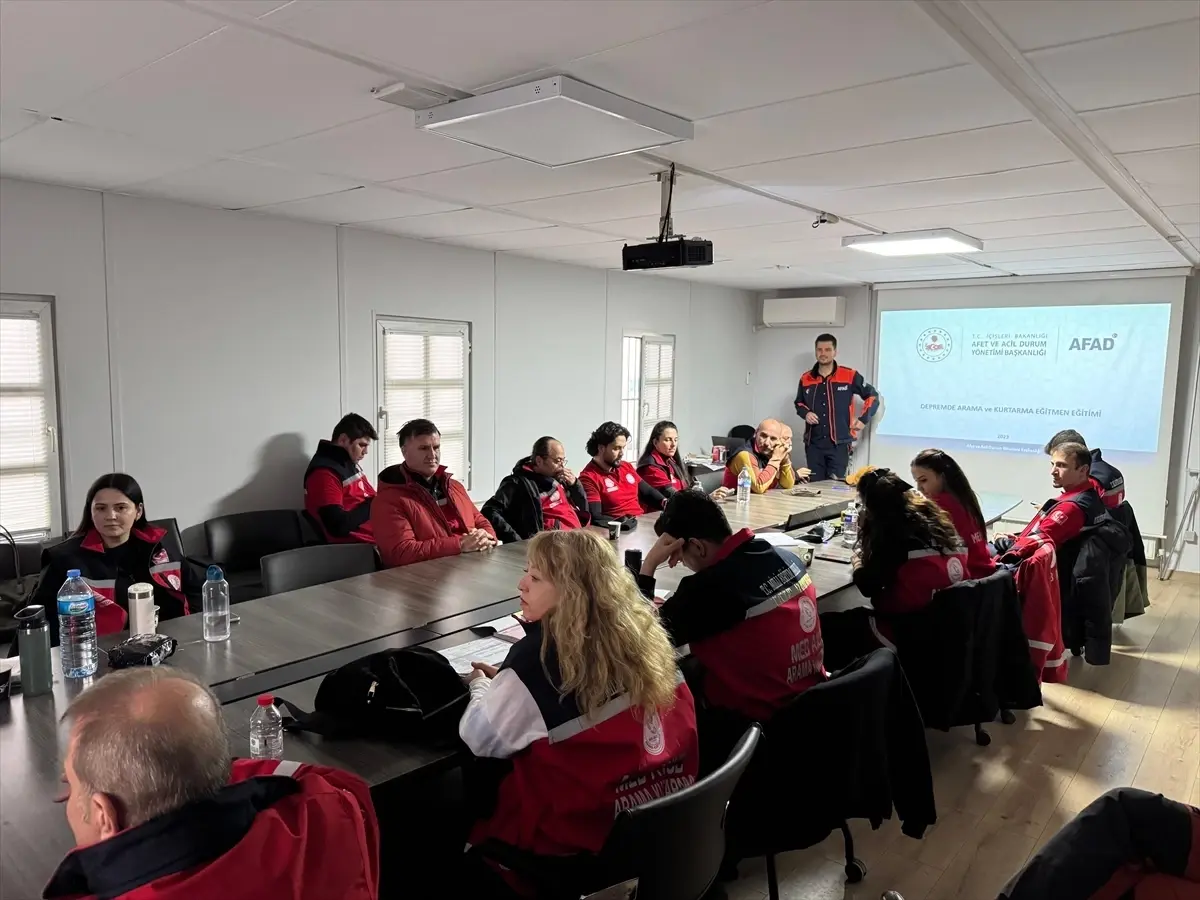 Tekirdağ’da MEB AKUB Ekibi Afet Barınma Eğitimini Tamamladı