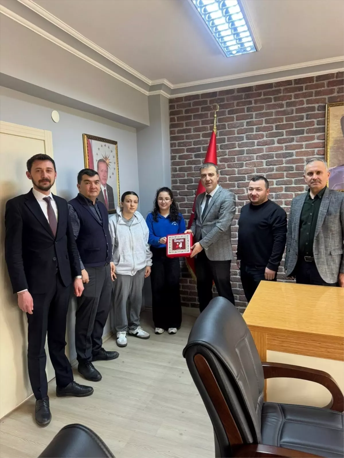 Mira Ayan, Mangala İlçesinde Akıl ve Zeka Turnuvası’nda Birinci Oldu