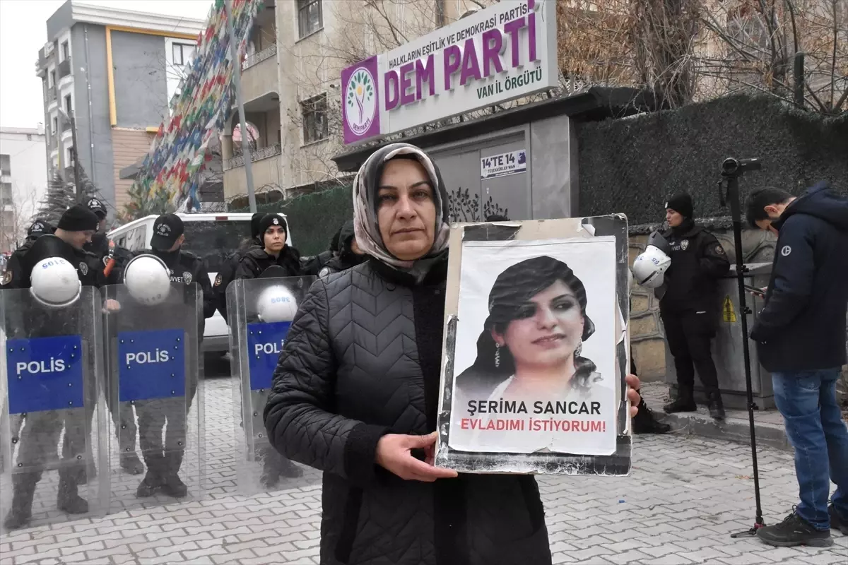 Van’da Kaçırılan Çocukların Geri Dönüşü İçin Aileler Nöbeti Sürdürüyor