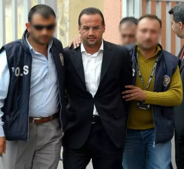 Veysel Kadayıfçıoğlu'nun anısına çiçekler