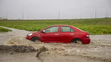 Erbil'de yağış sonrası su birikintileri