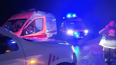 Kurtarılan aile ve itfaiye ekipleri