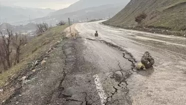 Onarım ekipmanlarıyla hazırlık aşamasındaki yol