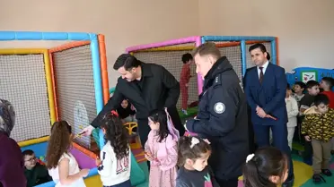 Suşehri'nde Kemalpaşa İlköğretim Okulu'na Modern Oyun Sınıfı Açıldı