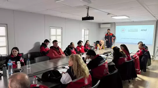 Acil barınma ekipmanları ve uygulama demonstrasyonu